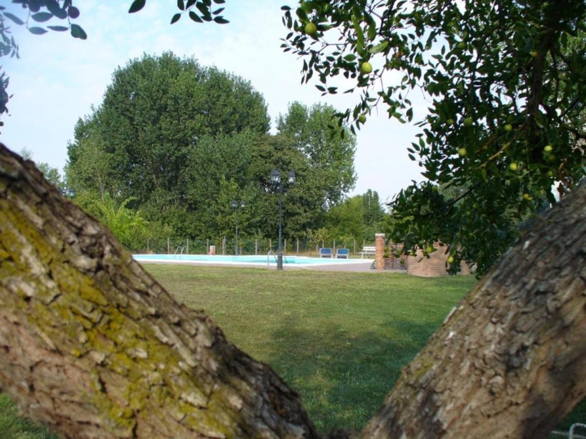 Agriturismo Corte Trincerone Mantova Exteriör bild