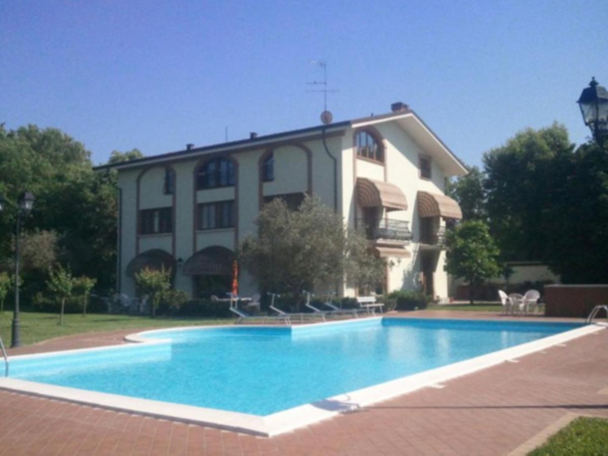 Agriturismo Corte Trincerone Mantova Exteriör bild