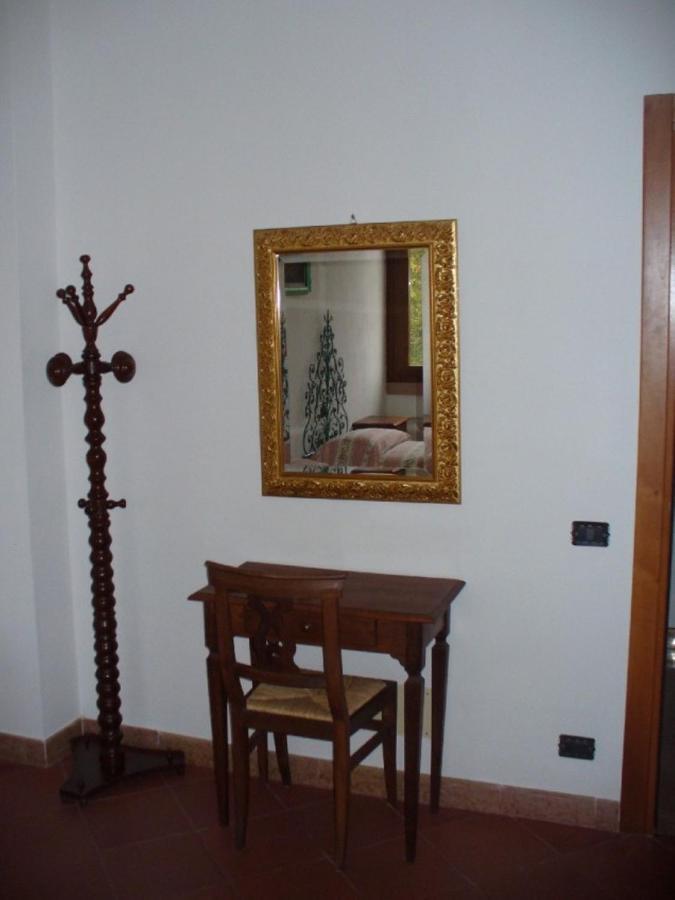 Agriturismo Corte Trincerone Mantova Rum bild